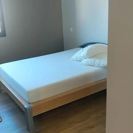 Des Masques Apartment *